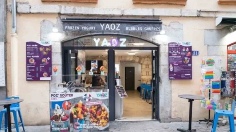 Yaoz Frozen Yogurt and Coffee Shop