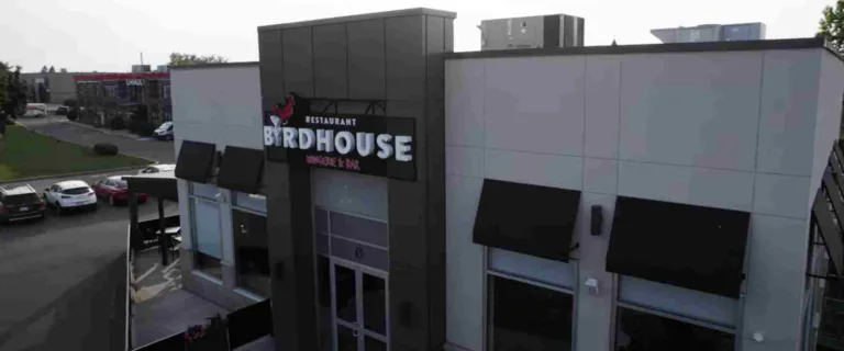 birdhouse wingerie